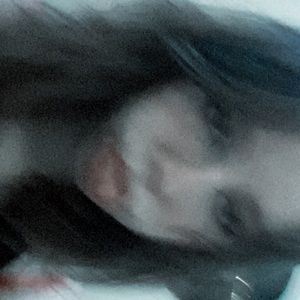 Meet your Posher, Angie